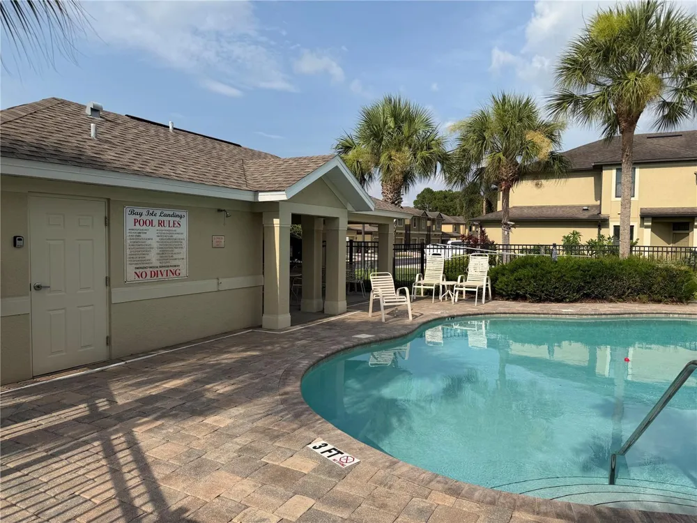 5166 BAY ISLE CIRCLE Clearwater, FL 33760