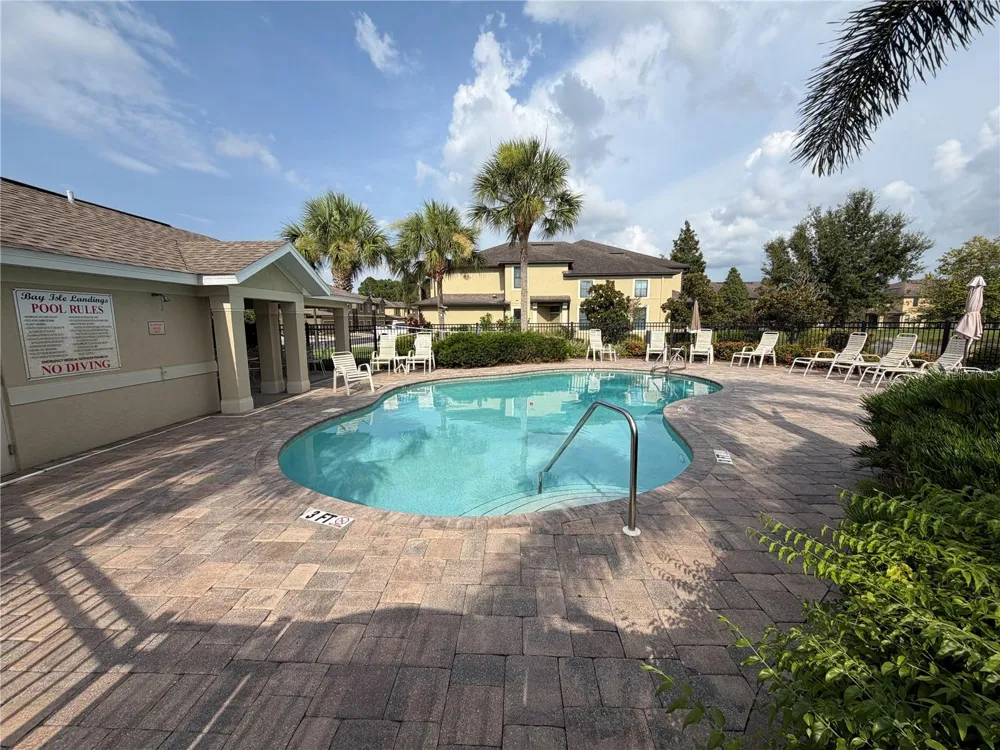 5166 BAY ISLE CIRCLE Clearwater, FL 33760