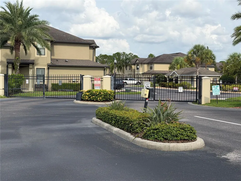5166 BAY ISLE CIRCLE Clearwater, FL 33760