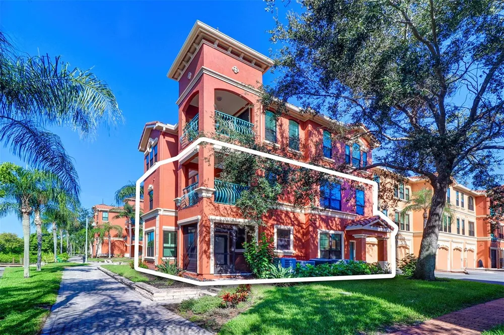 2757 VIA CIPRIANI #1114A Clearwater, FL 33764