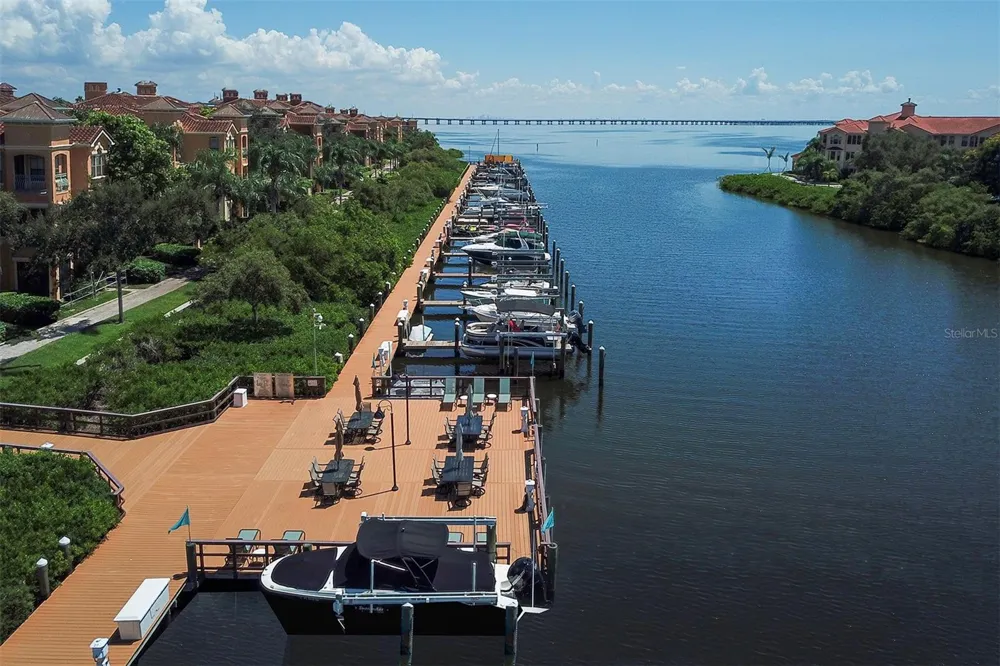2757 VIA CIPRIANI #1114A Clearwater, FL 33764