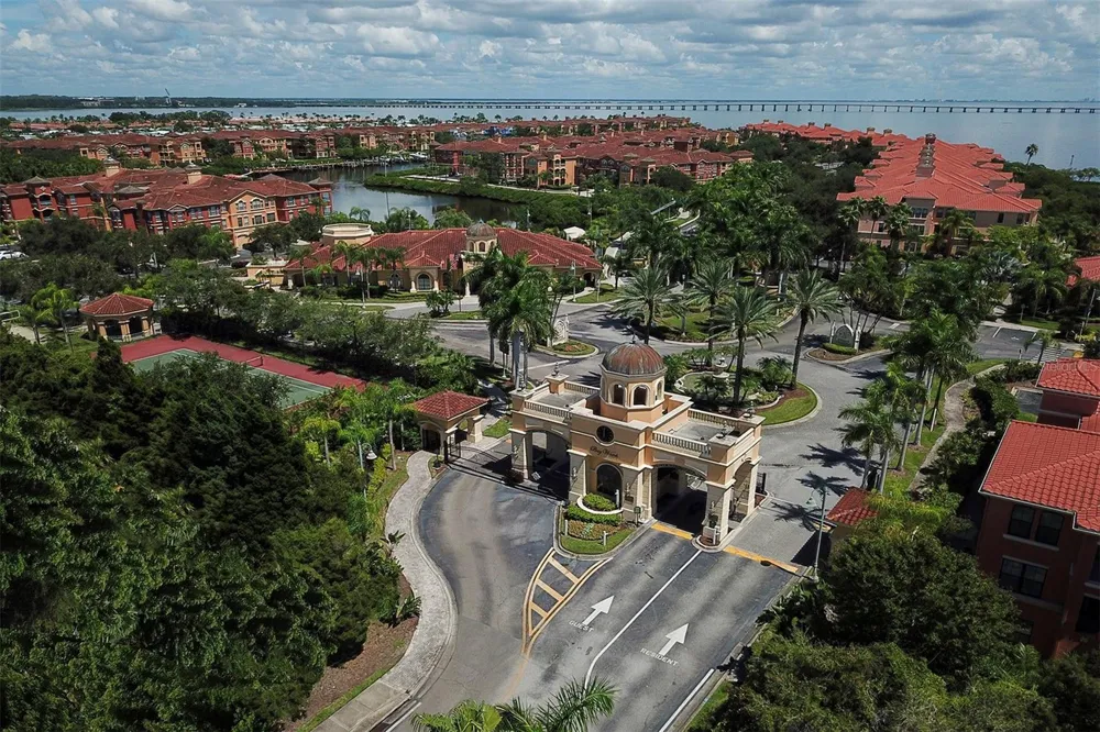 2757 VIA CIPRIANI #1114A Clearwater, FL 33764
