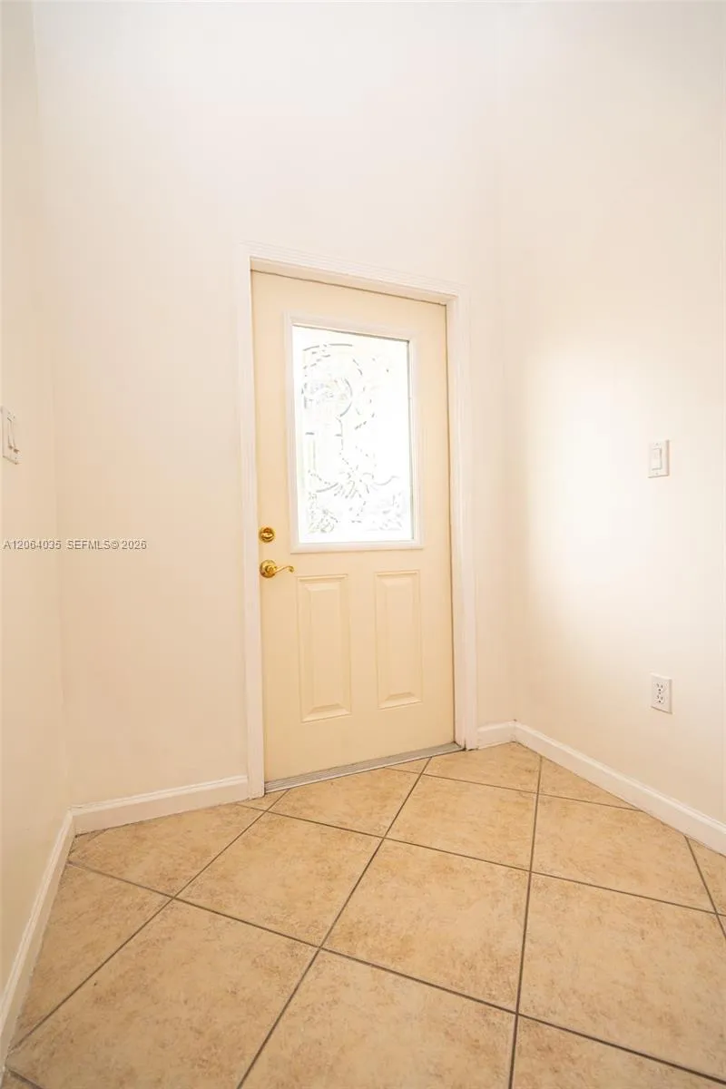 12901 SW 50th St Miramar, FL 33027