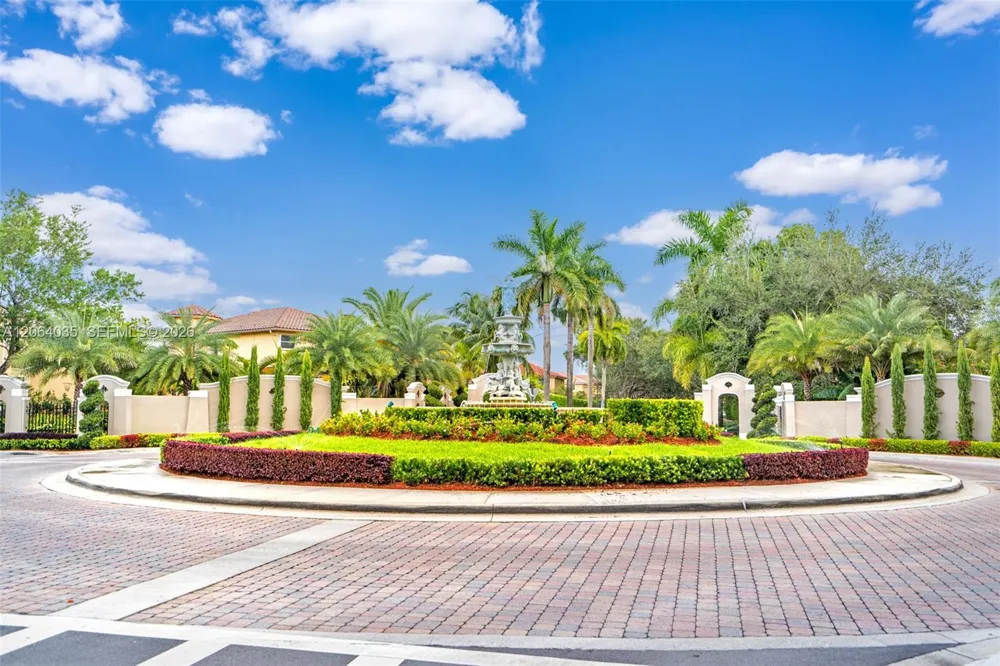 12901 SW 50th St Miramar, FL 33027