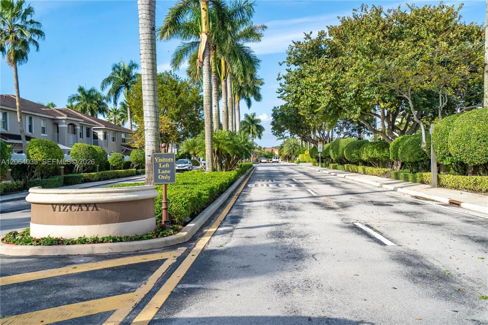 12901 SW 50th St Miramar, FL 33027