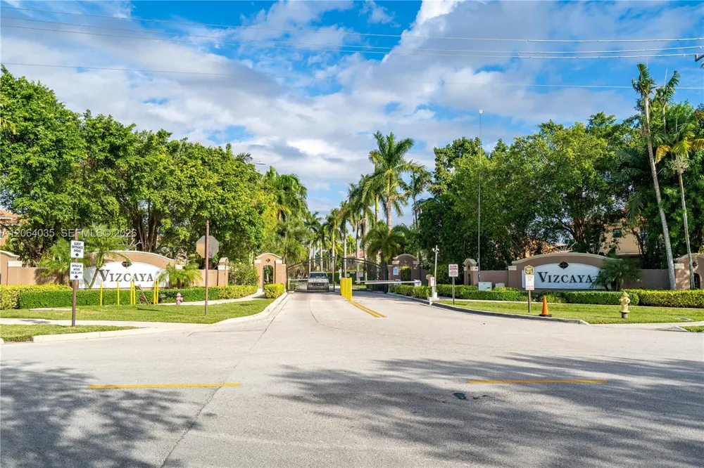 12901 SW 50th St Miramar, FL 33027