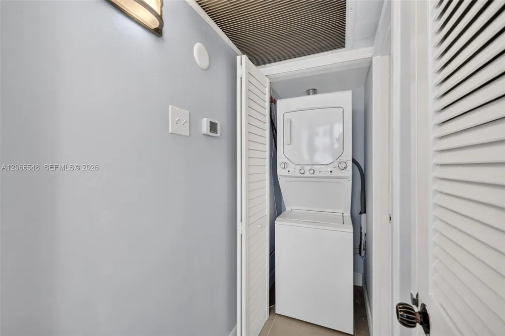 2030 S Ocean Dr #1218 Hallandale Beach, FL 33009