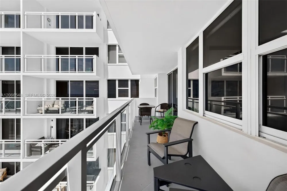 2030 S Ocean Dr #1218 Hallandale Beach, FL 33009
