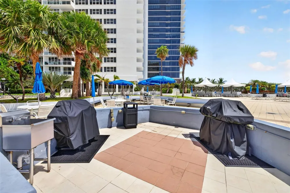 2030 S Ocean Dr #1218 Hallandale Beach, FL 33009
