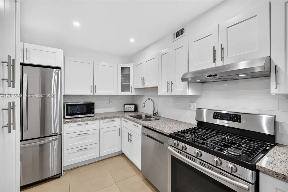 2030 S Ocean Dr #1218 Hallandale Beach, FL 33009
