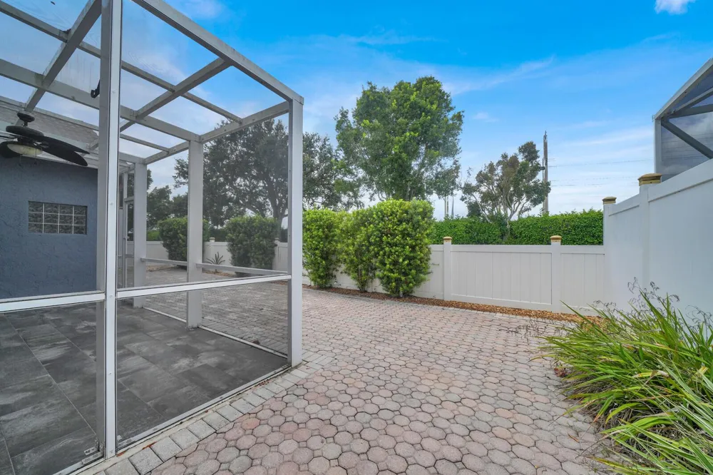 18453 OLD PRINCETON LANE Boca Raton, FL 33498