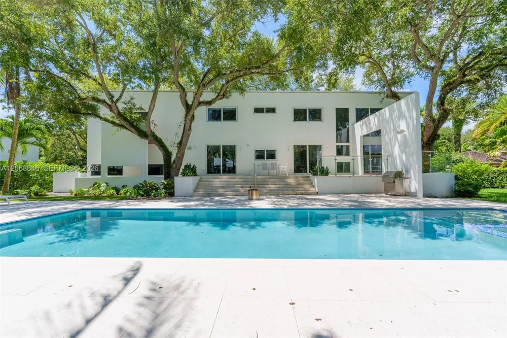 7277 SW 165th St Palmetto Bay, FL 33157