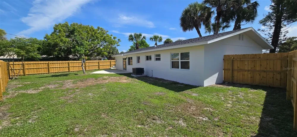 965 VIGNOLES AVENUE NE #1 Palm Bay, FL 32905
