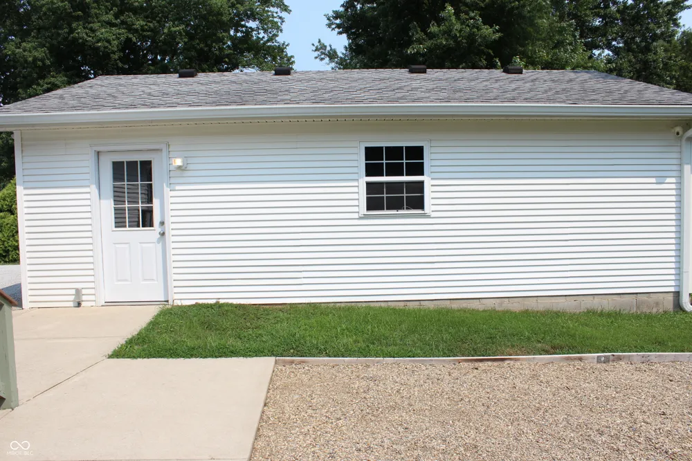 1504 Deer Creek Drive Greencastle, IN 46135