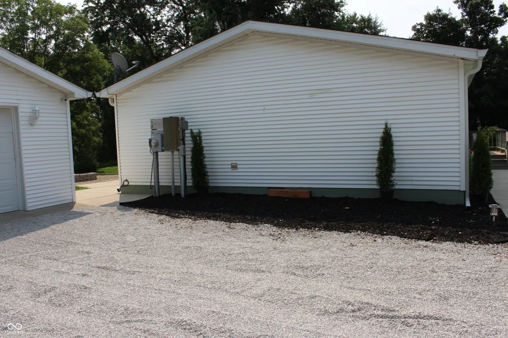 1504 Deer Creek Drive Greencastle, IN 46135