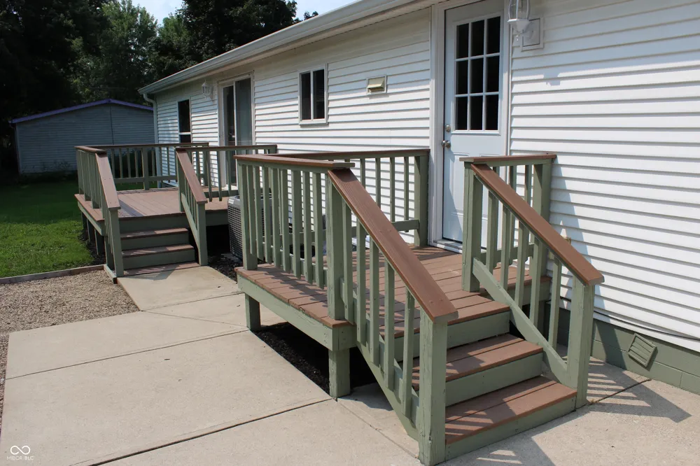 1504 Deer Creek Drive Greencastle, IN 46135