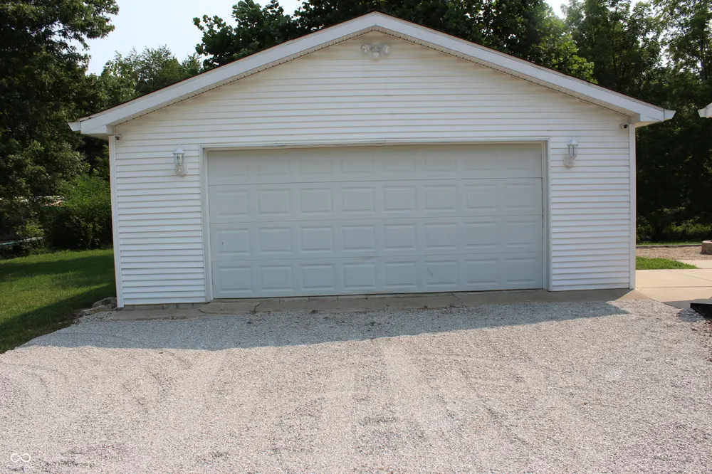 1504 Deer Creek Drive Greencastle, IN 46135