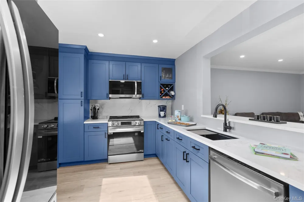 1105 Chelsea Cove S Hopewell Junction, NY 12533