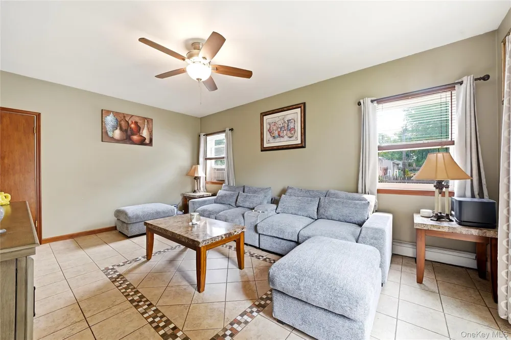 26 Probst Drive Shirley, NY 11967