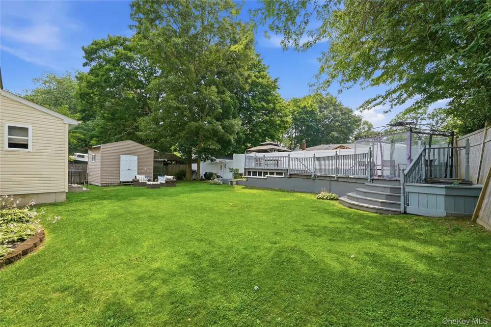 26 Probst Drive Shirley, NY 11967