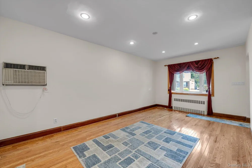 13835 64th Avenue Flushing, NY 11367