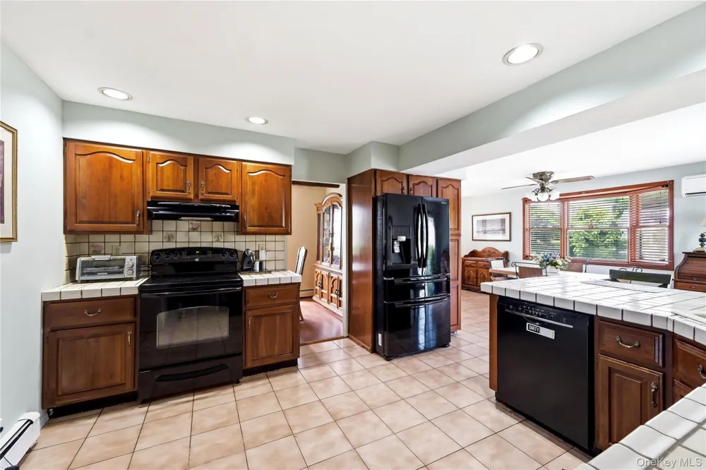 53 Comerford Street Port Jefferson, NY 11776