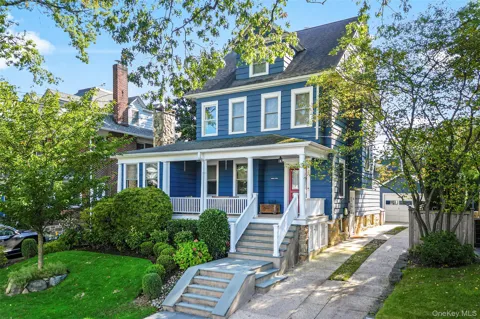 5 Gerlach Place