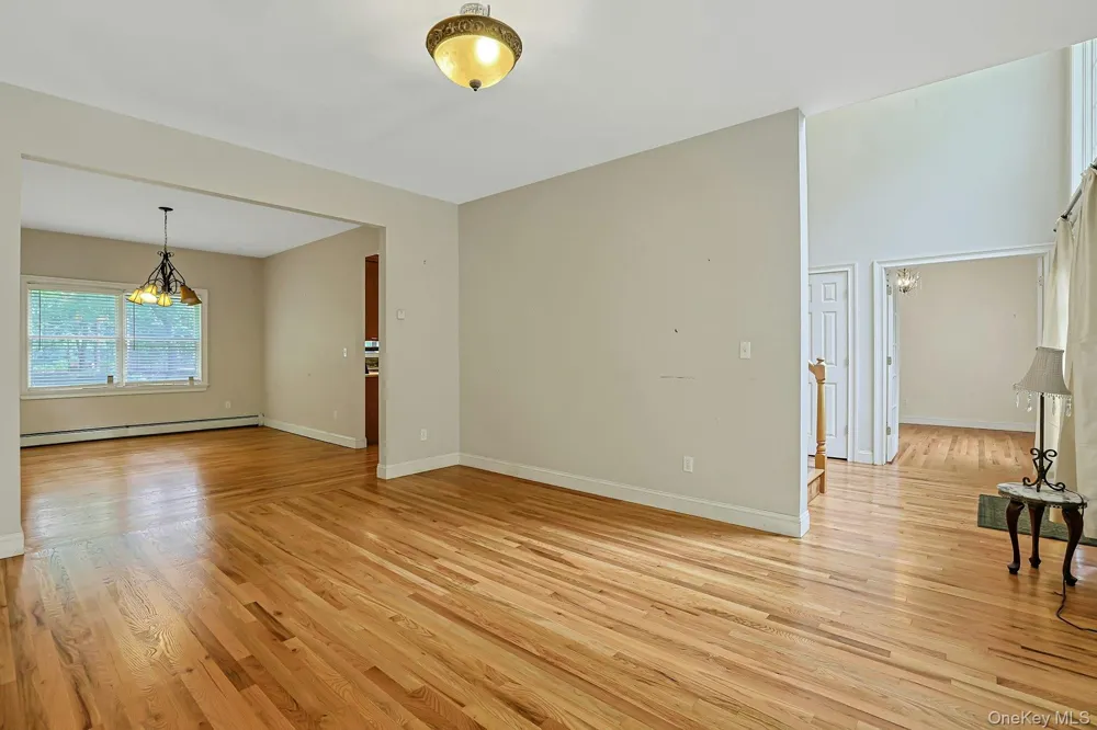 92 Scotland Hill Road Chestnut Ridge, NY 10977