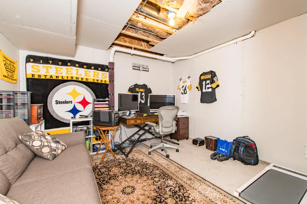 1423 Village Circle Kalamazoo, MI 49009