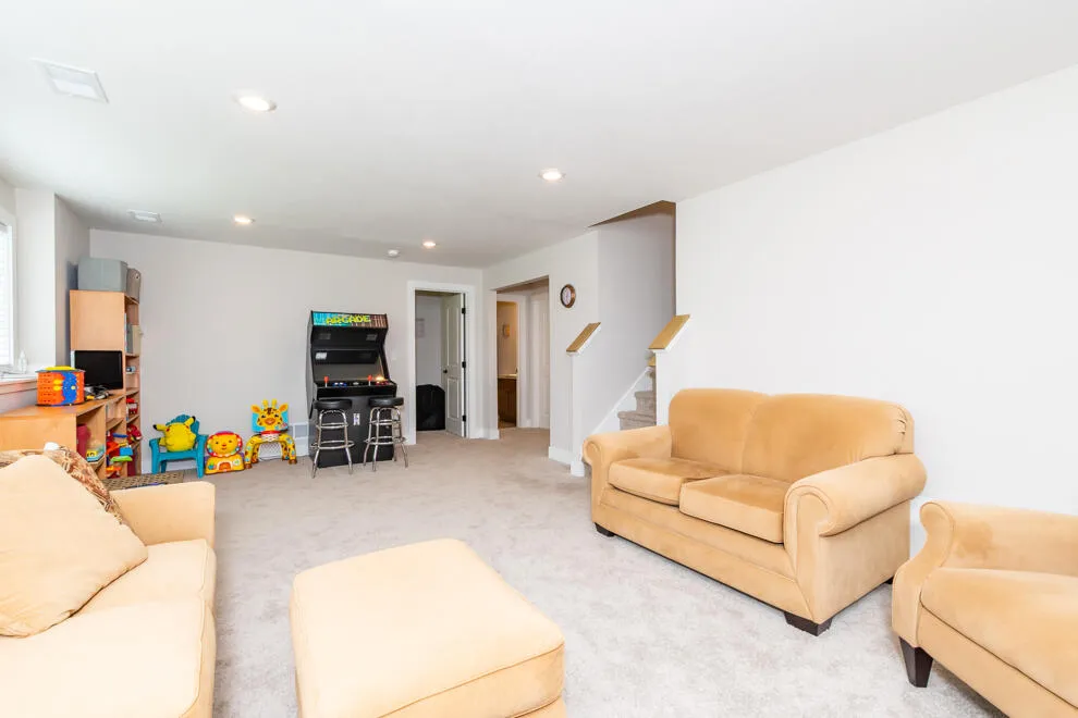 1423 Village Circle Kalamazoo, MI 49009