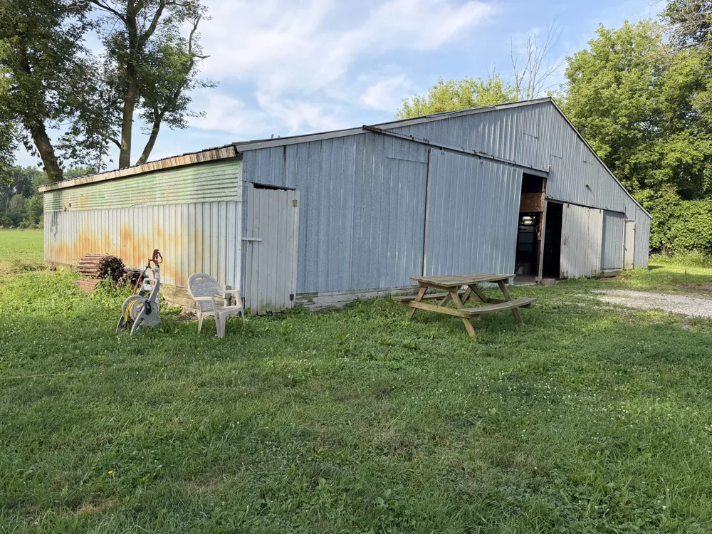 4120 E Haslett Road Perry, MI 48872