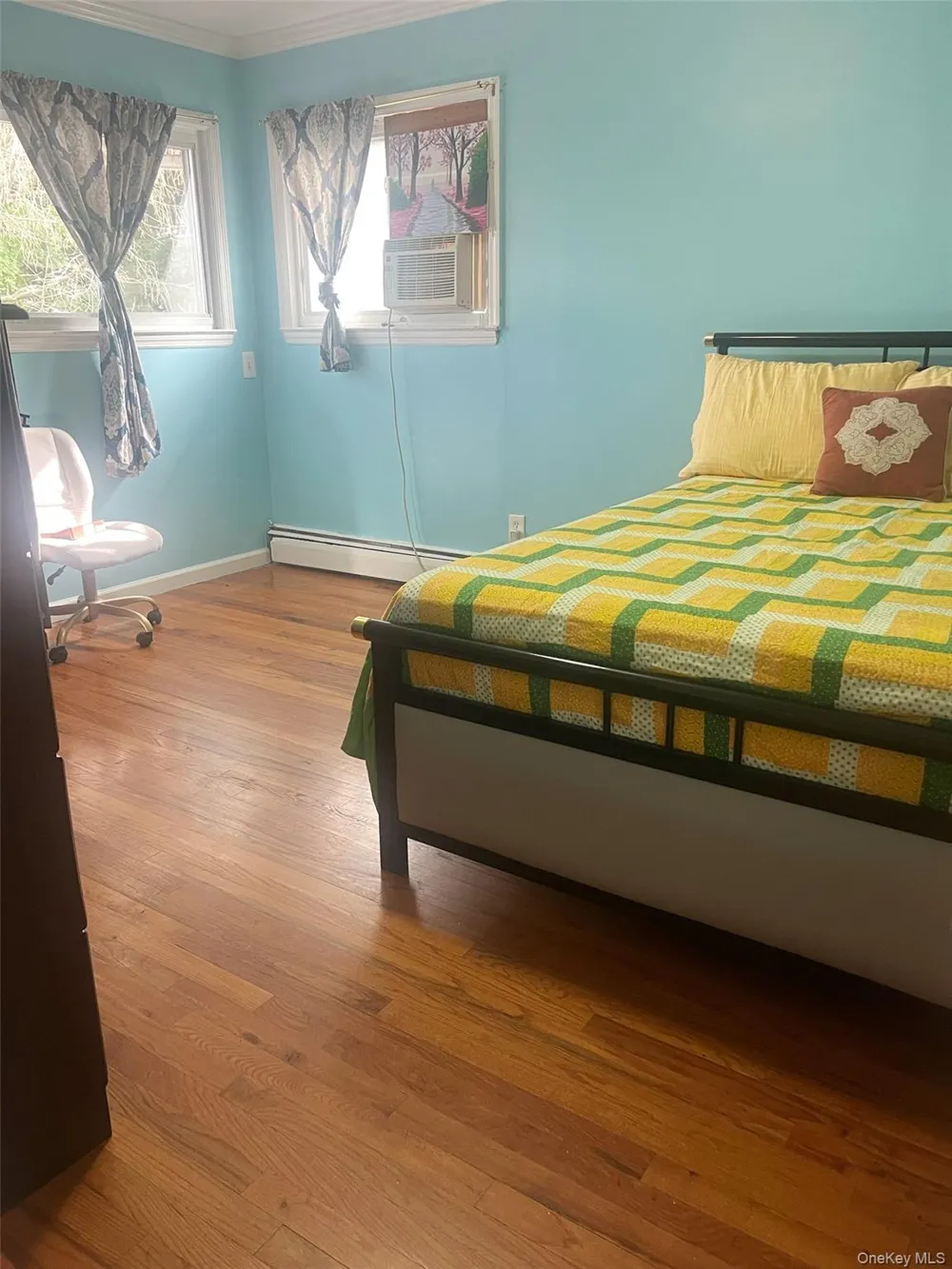 312 E Columbia Street Hempstead, NY 11550