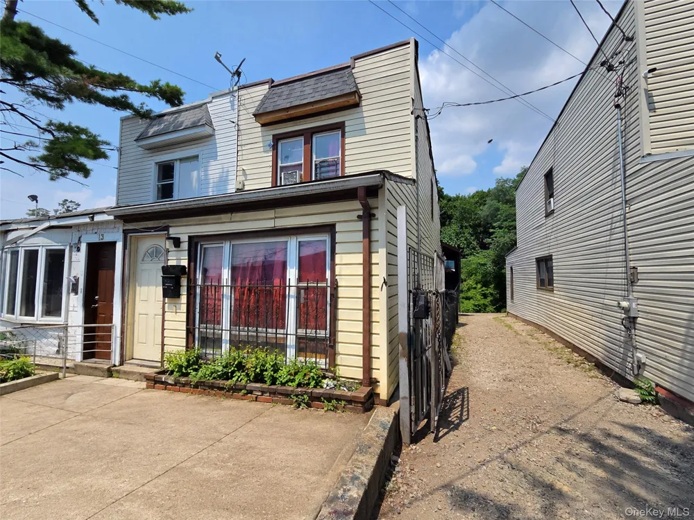 15 Preston Court Brooklyn, NY 11234