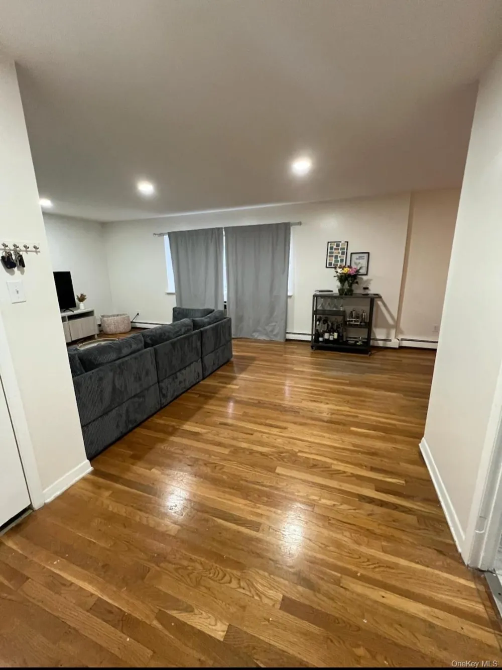 6037 Delafield Avenue #2 Bronx, NY 10471