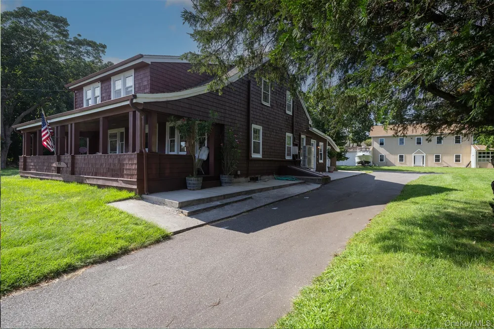 40495 Main Road Orient, NY 11957