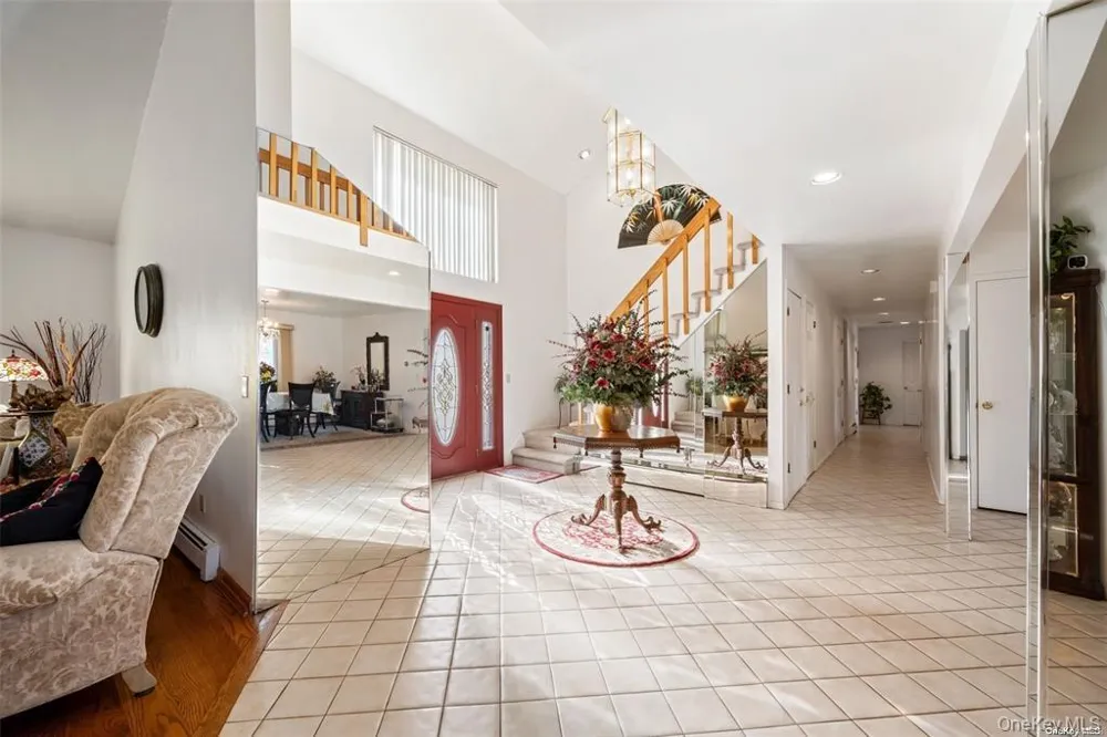 4 Jester Court Dix Hills, NY 11746