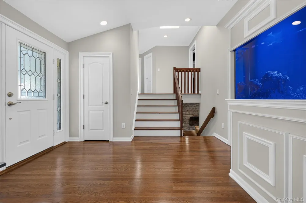 1 Ryan Court Syosset, NY 11791