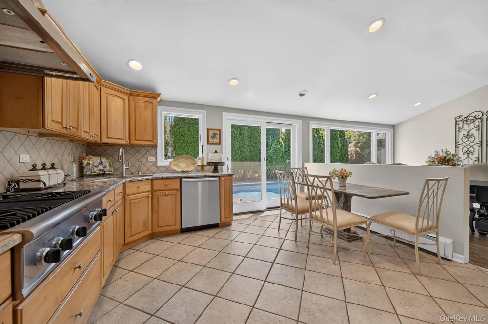 1 Ryan Court Syosset, NY 11791