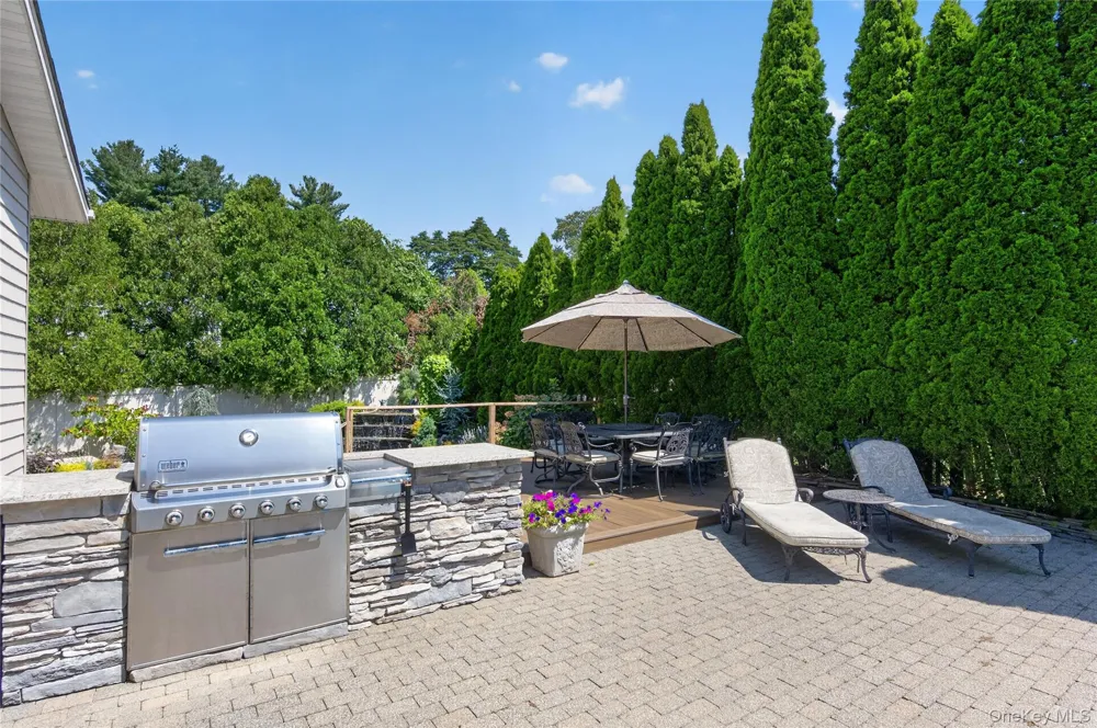 1 Ryan Court Syosset, NY 11791