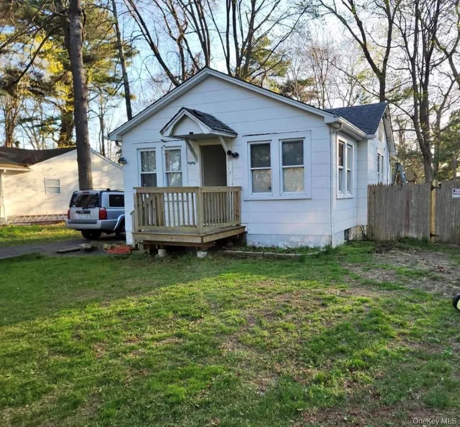 80 Magnolia Drive Mastic Beach, NY 11951