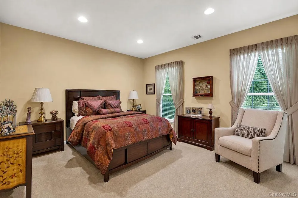 79 Samantha Circle Westhampton, NY 11977