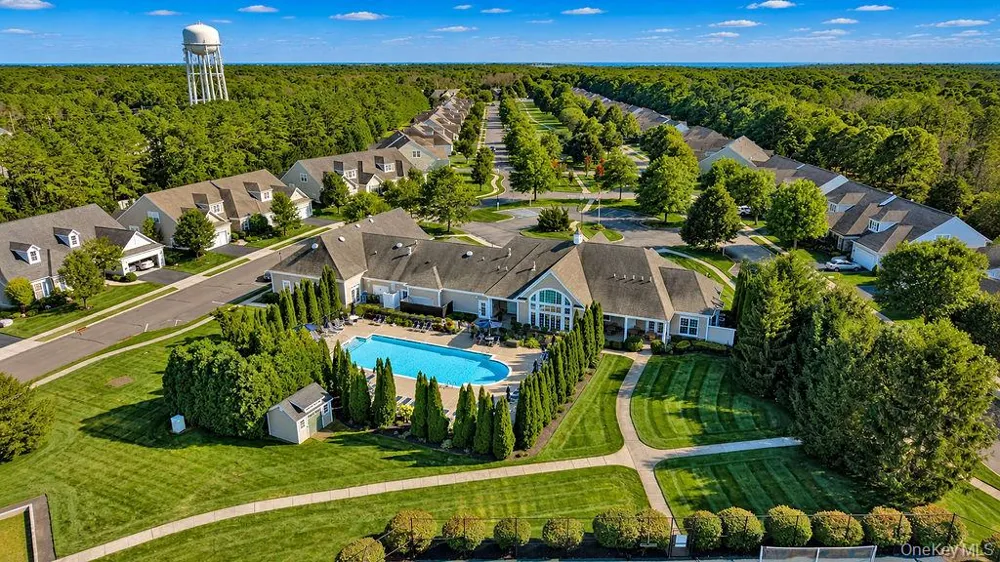 79 Samantha Circle Westhampton, NY 11977