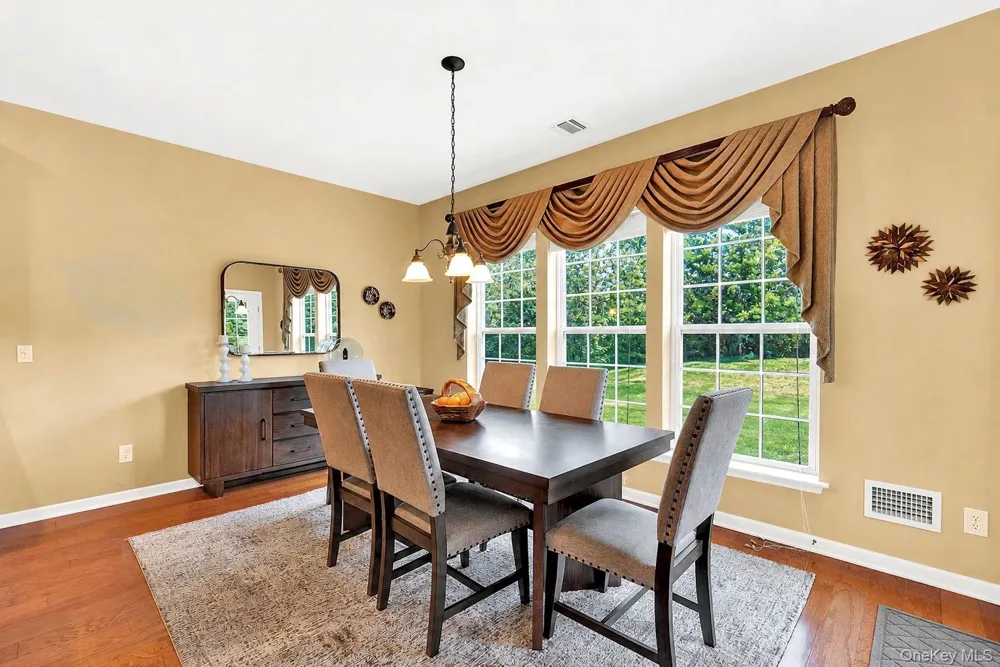 79 Samantha Circle Westhampton, NY 11977