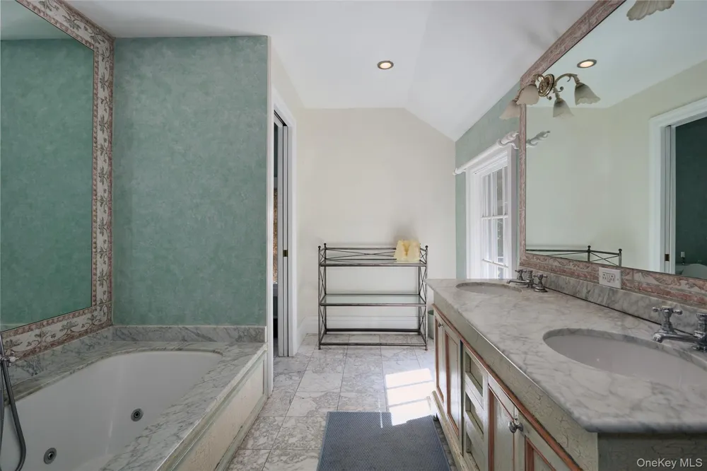 102 W Lake Road Tuxedo Park, NY 10987