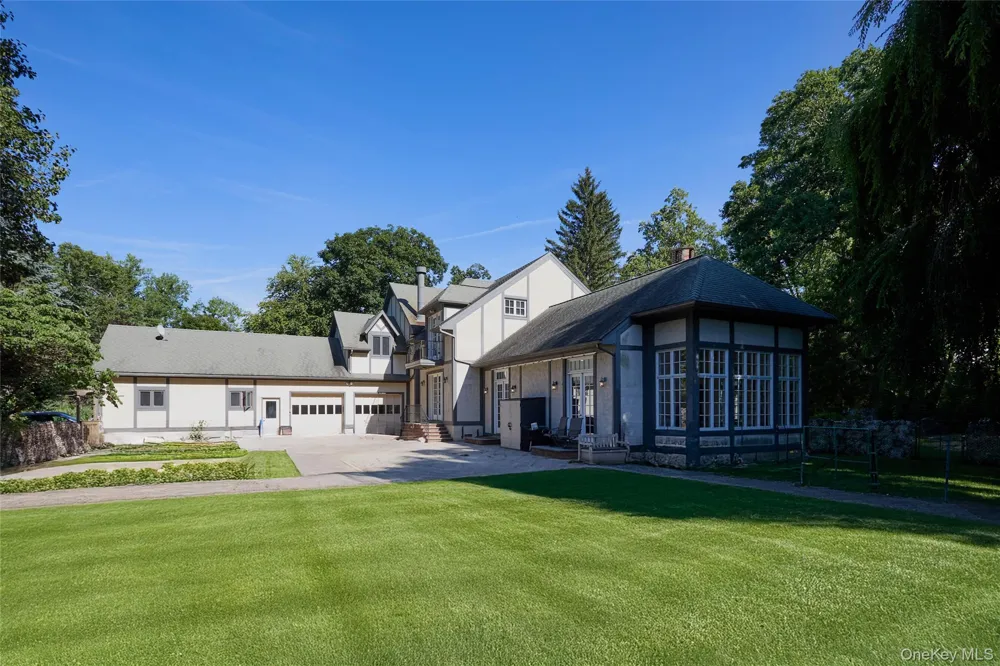 102 W Lake Road Tuxedo Park, NY 10987