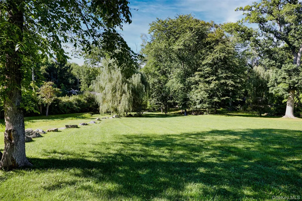 102 W Lake Road Tuxedo Park, NY 10987