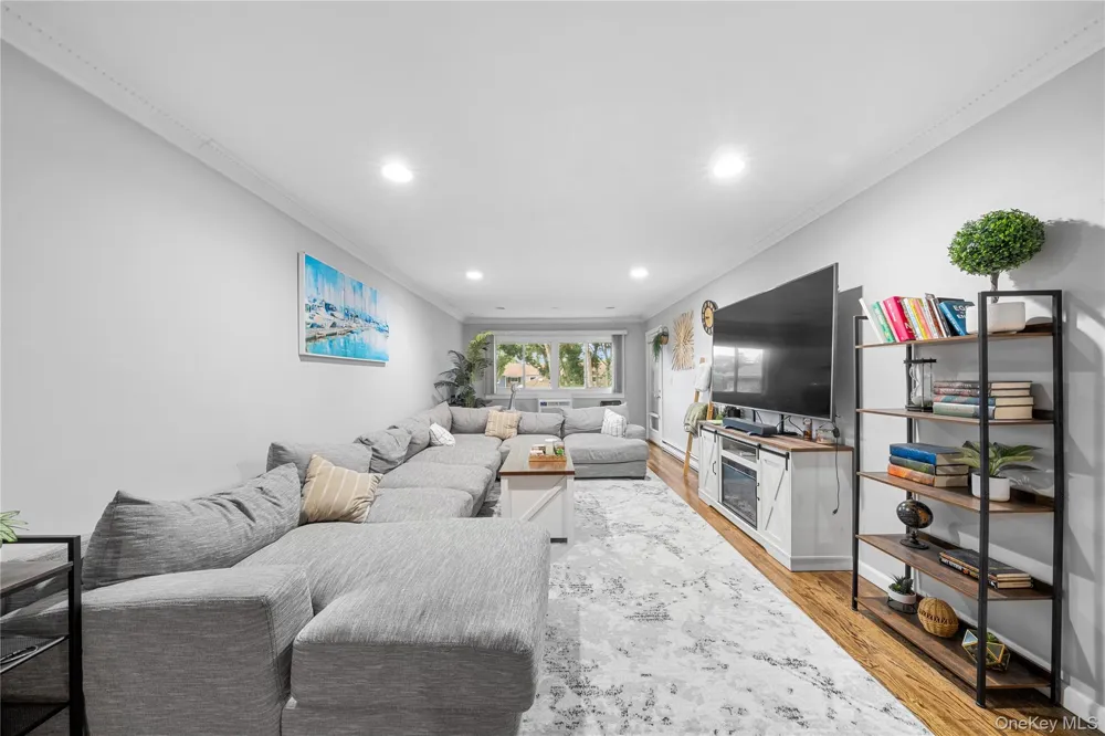40 W 4th Street #60 Patchogue, NY 11772