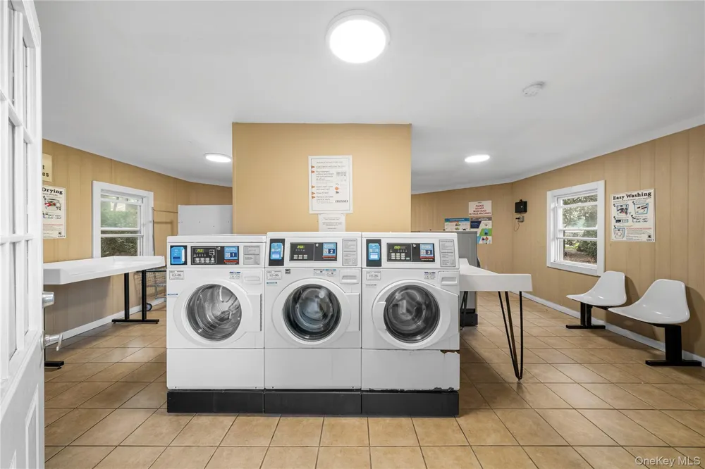 40 W 4th Street #60 Patchogue, NY 11772