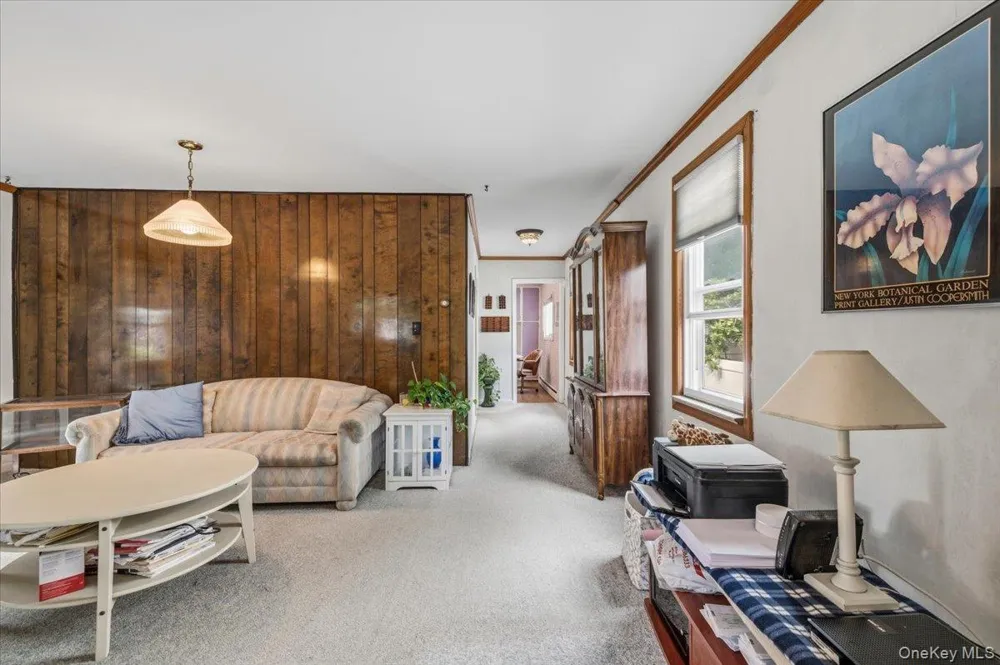 1915 Carroll Avenue Merrick, NY 11566