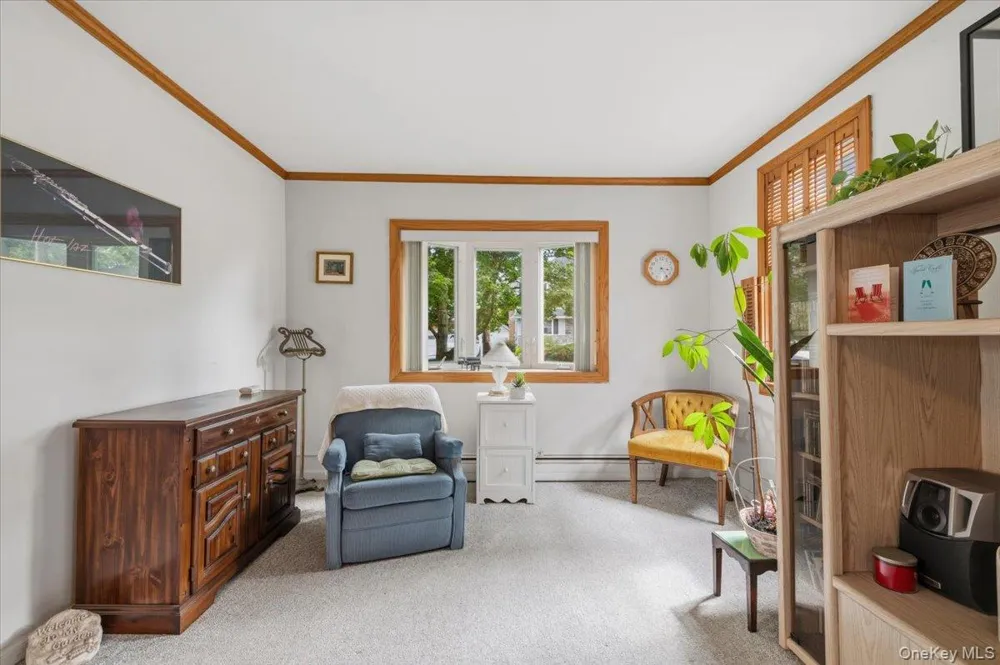 1915 Carroll Avenue Merrick, NY 11566